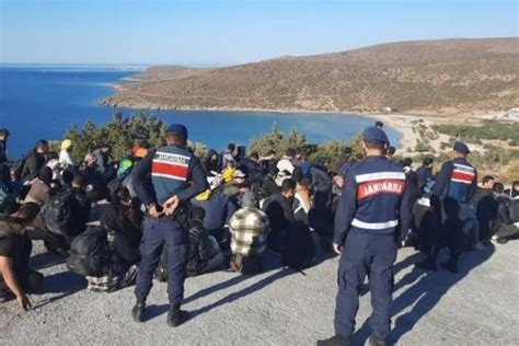 İ­z­m­i­r­­d­e­ ­7­5­0­ ­d­ü­z­e­n­s­i­z­ ­g­ö­ç­m­e­n­ ­y­a­k­a­l­a­n­d­ı­